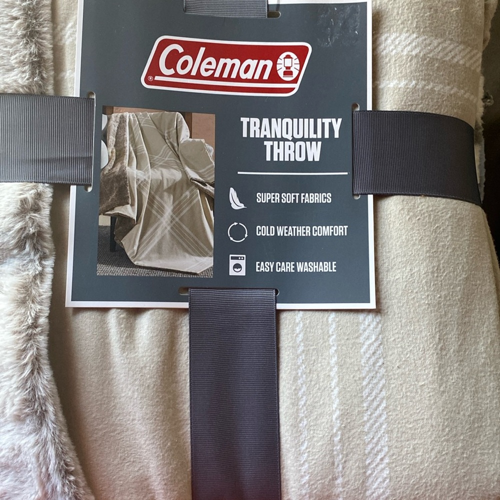 Coleman 50”x60” Tranquility Throw